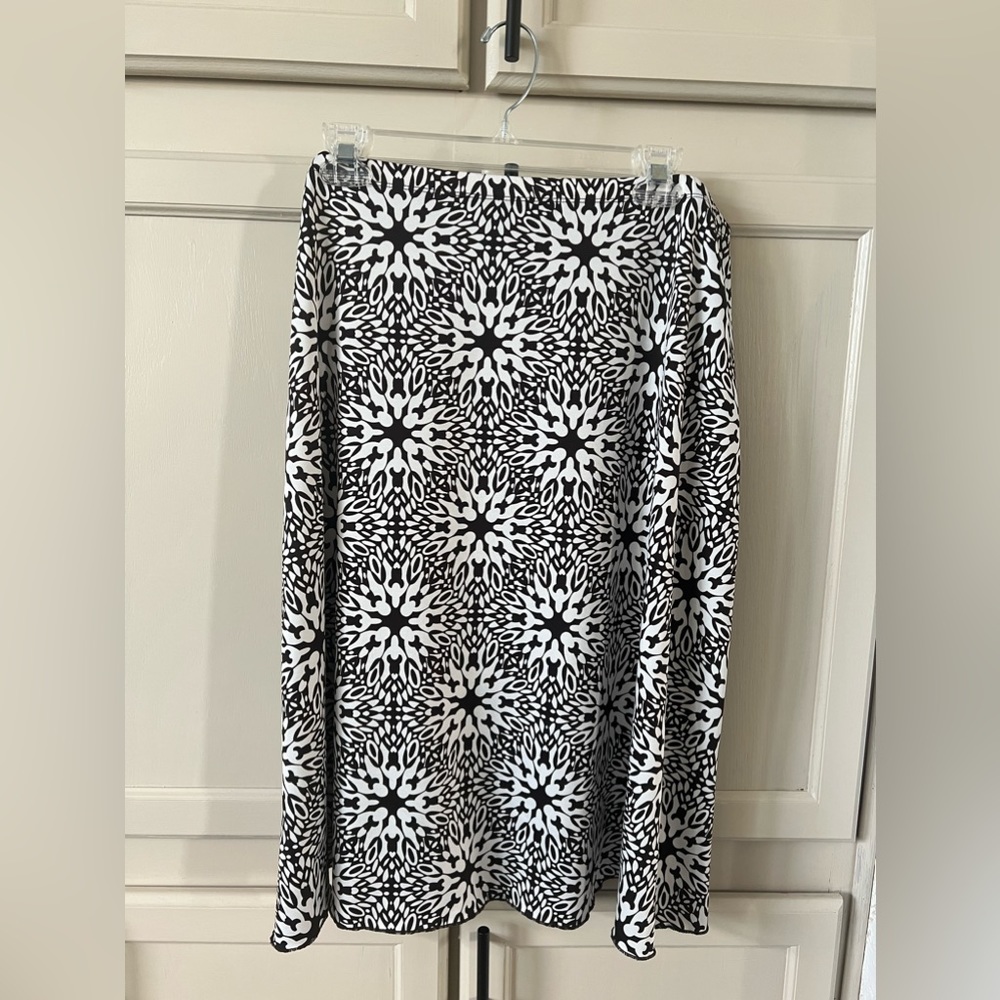 010 Hypnotized Dark Brown and White Print Skirt